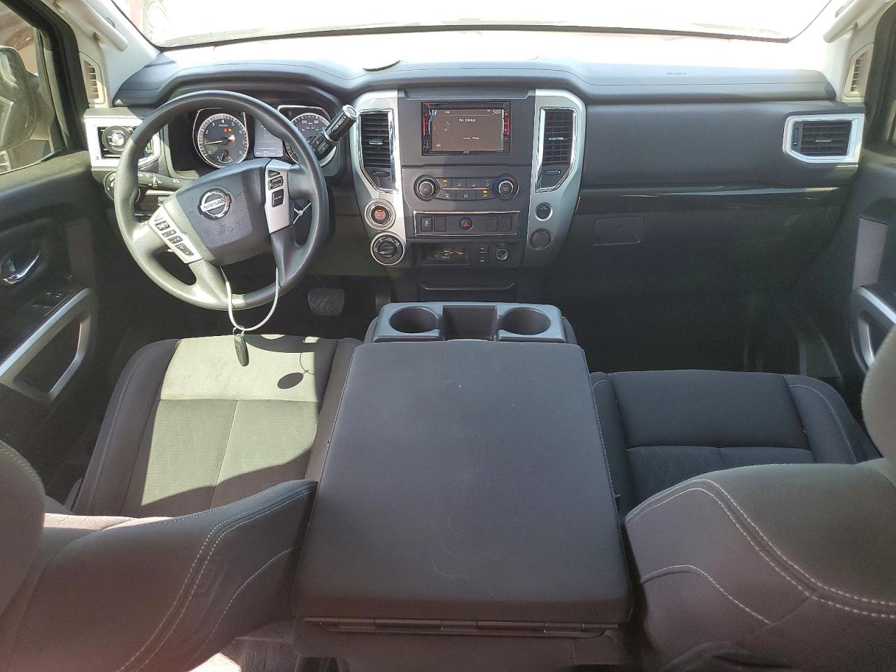 Nissan Titan S
