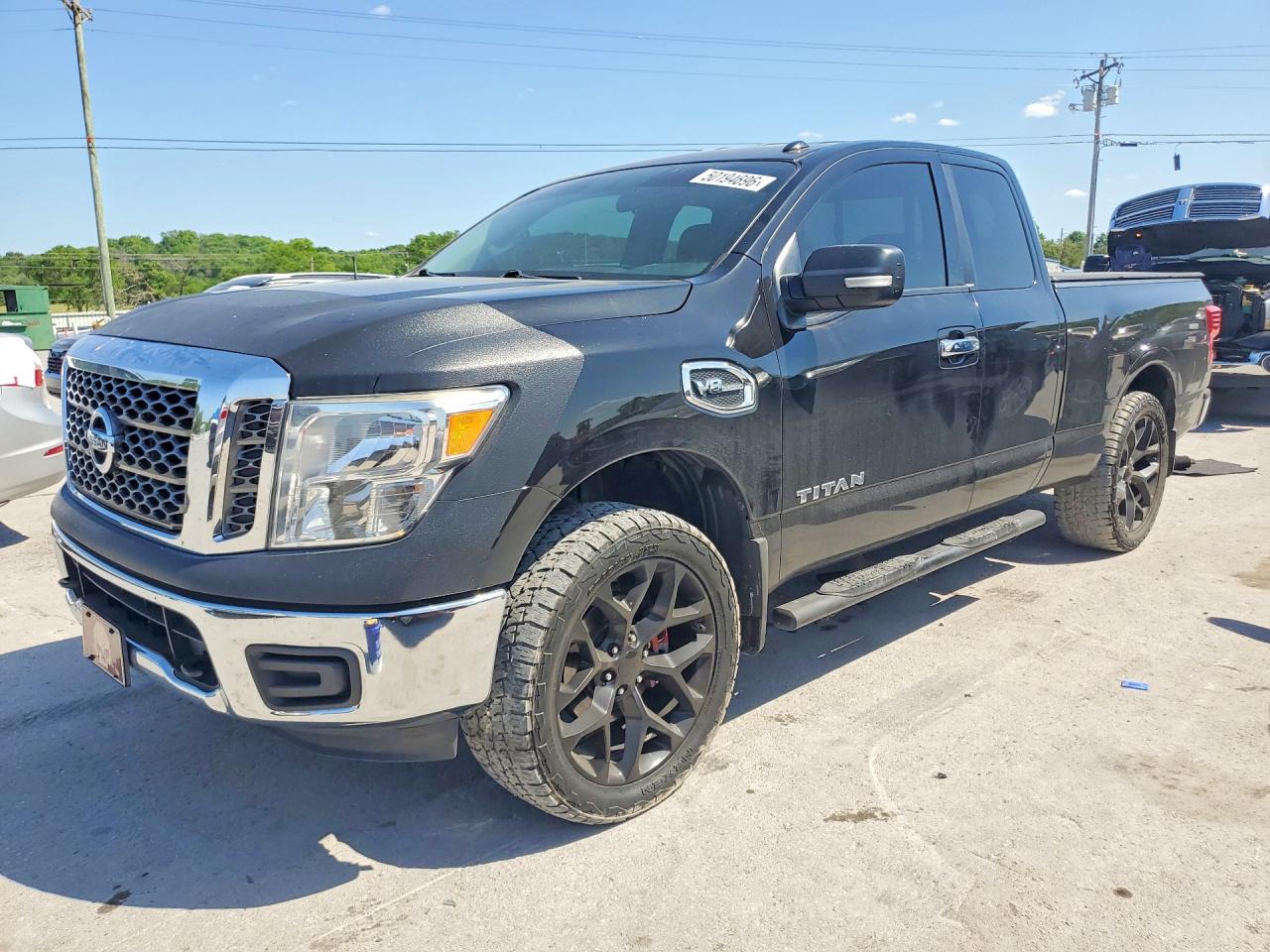 Salvage Nissan Titan Image