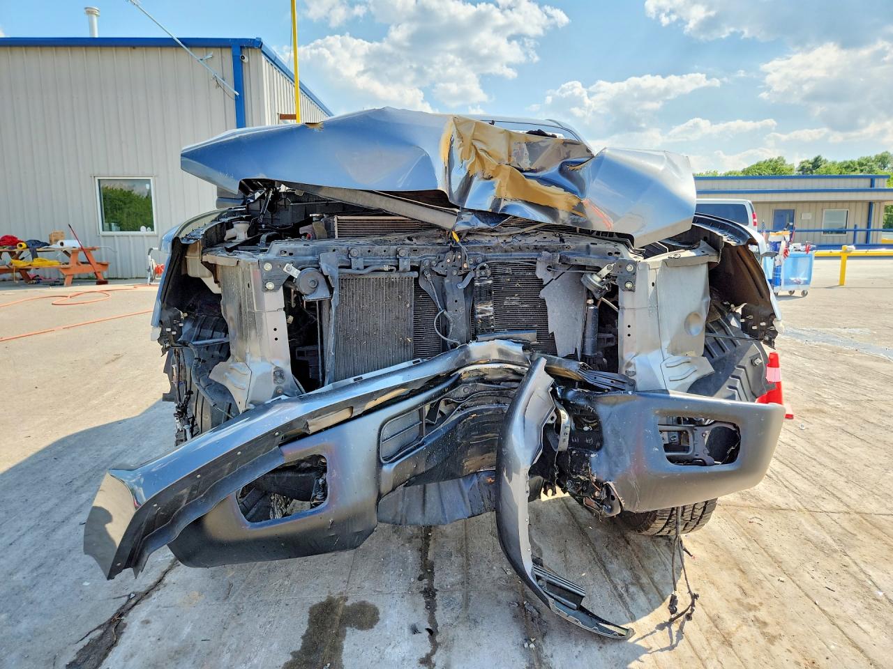 Nissan Titan S