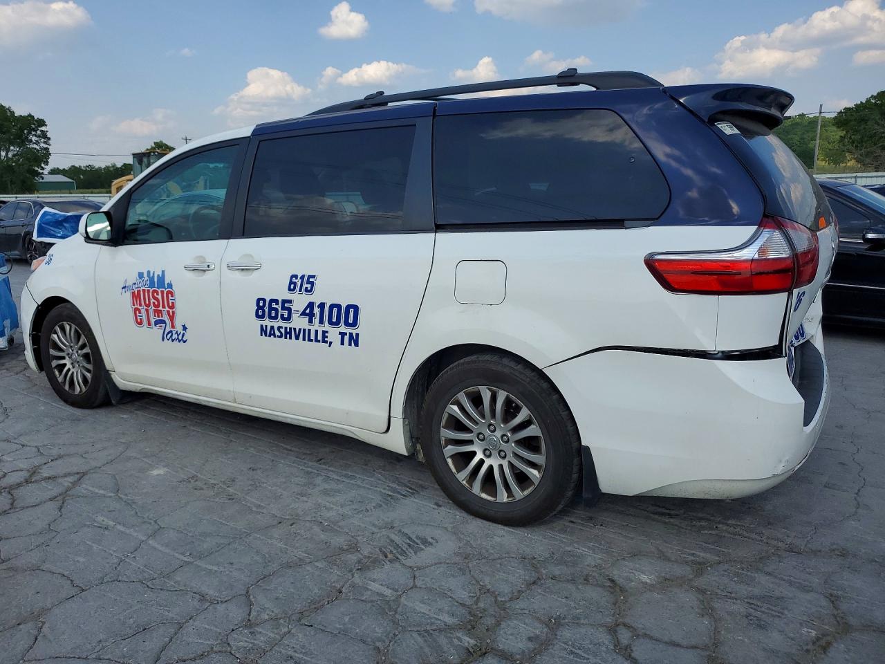 Toyota Sienna Xle 8-passenger