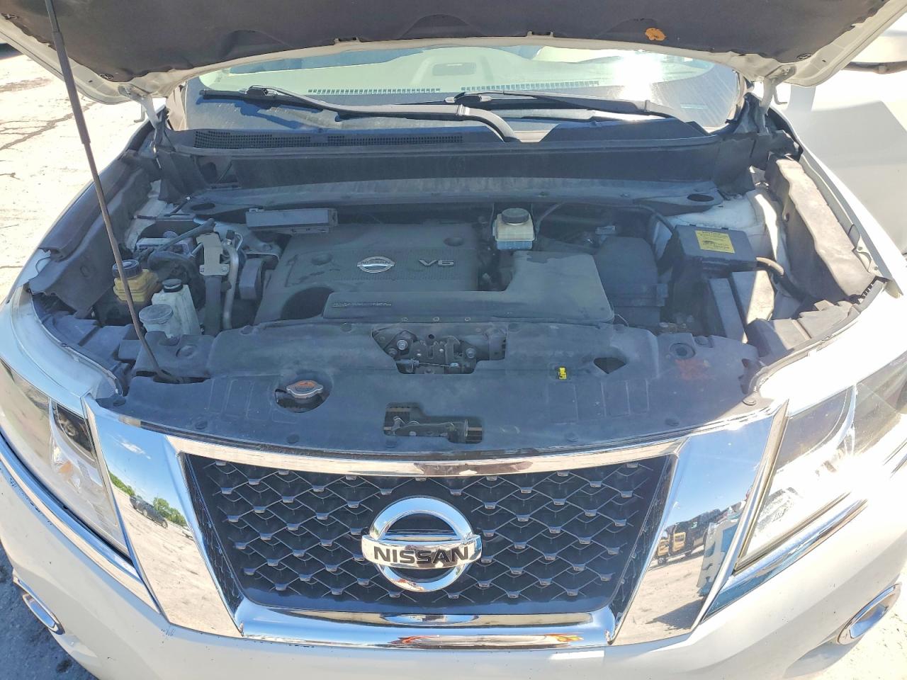 Nissan Pathfinder S