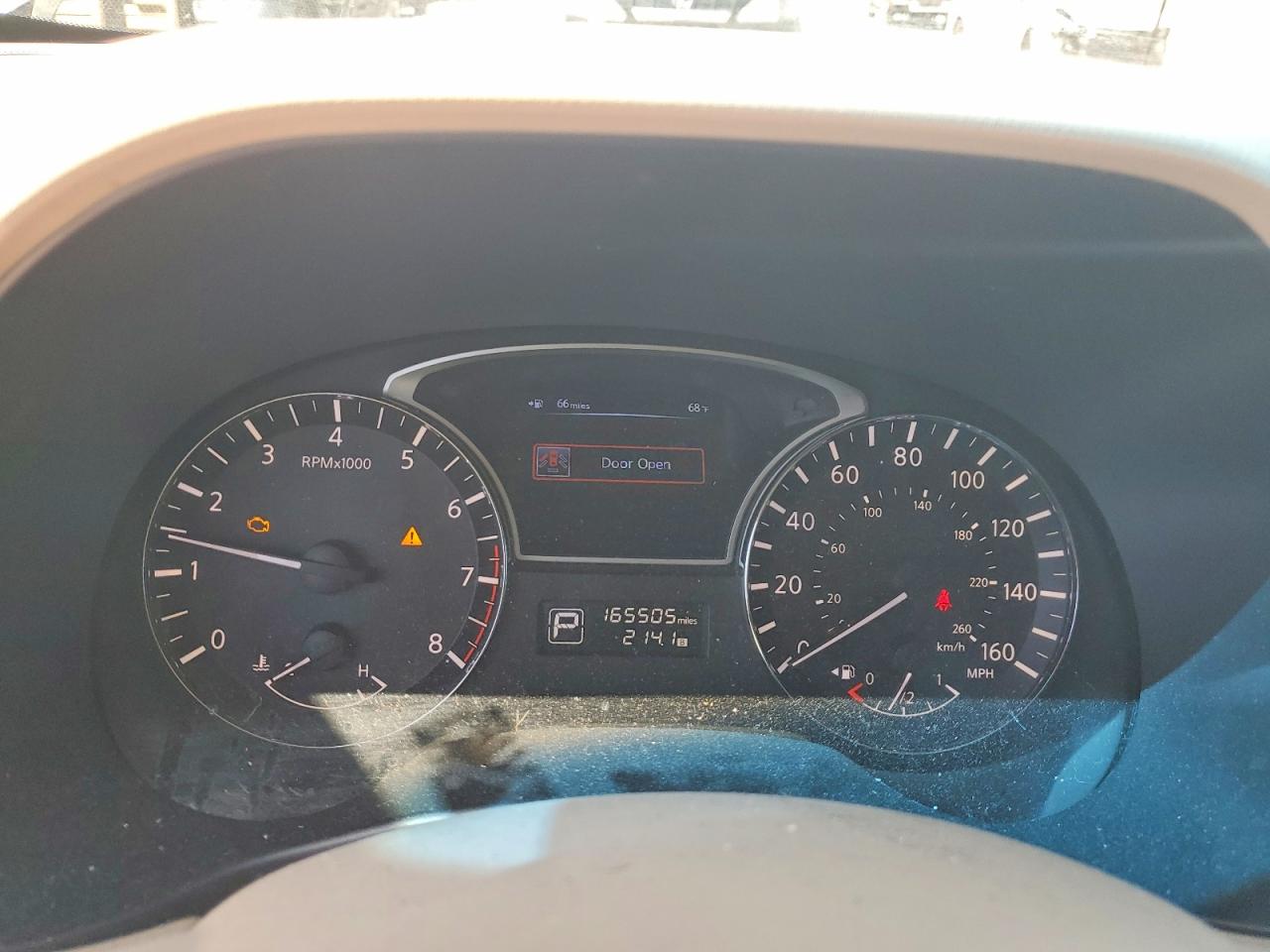 Nissan Pathfinder S