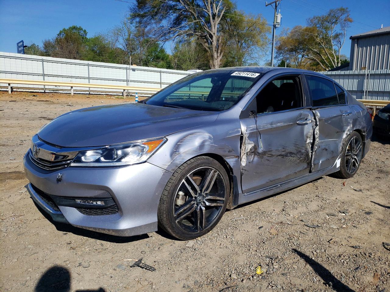 Salvage Honda Accord Image