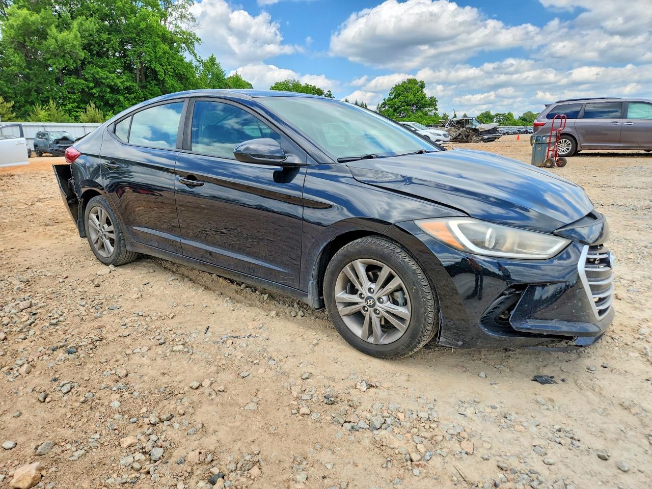 Hyundai ELANTRA Sel