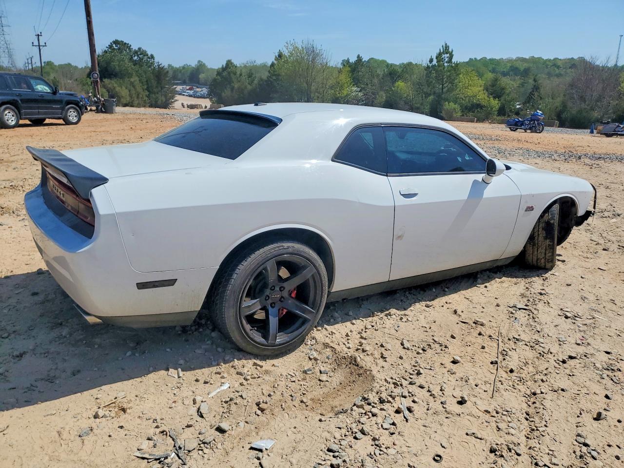 Dodge Challenger Srt-8