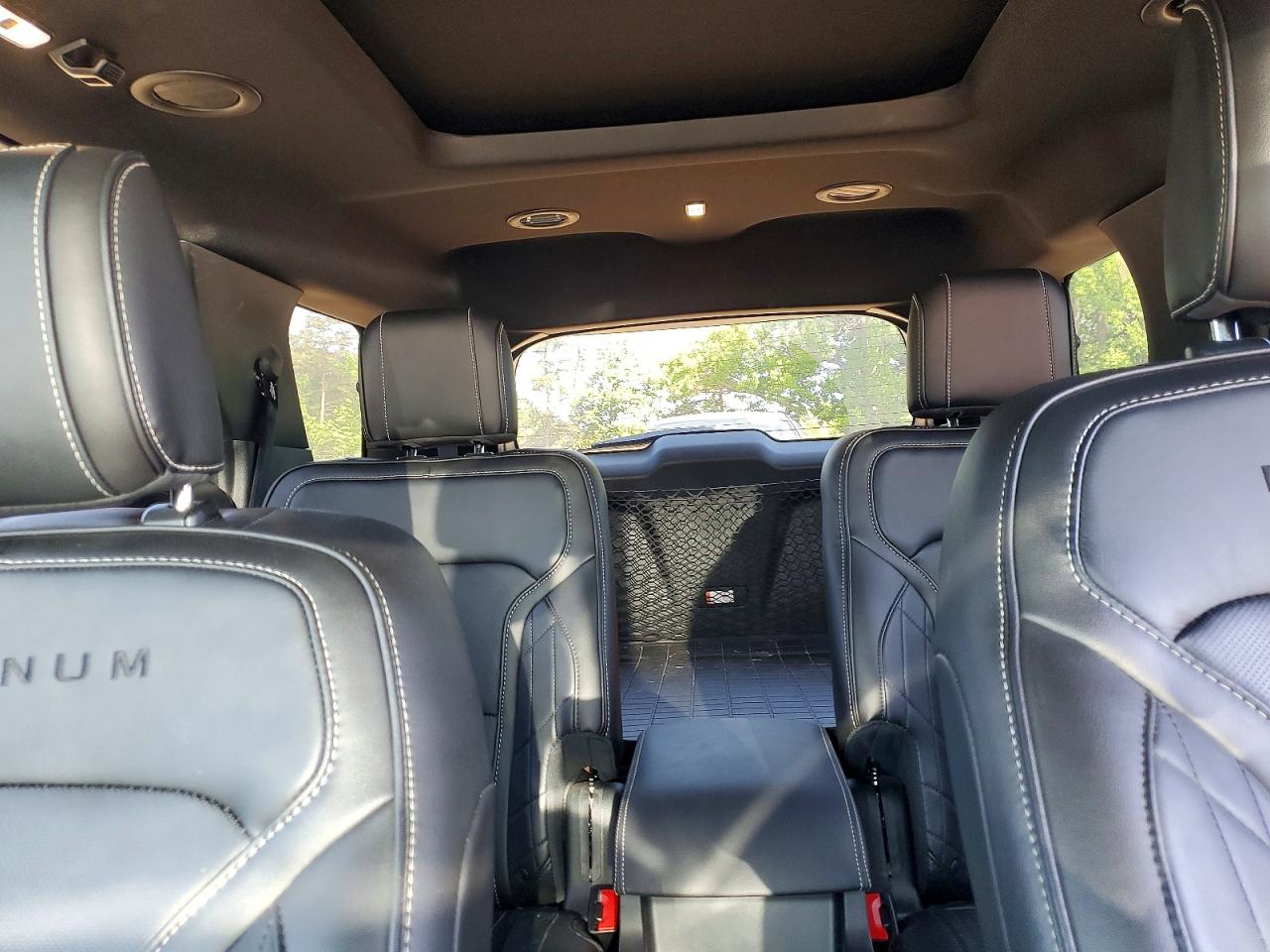 Ford Explorer Platinum