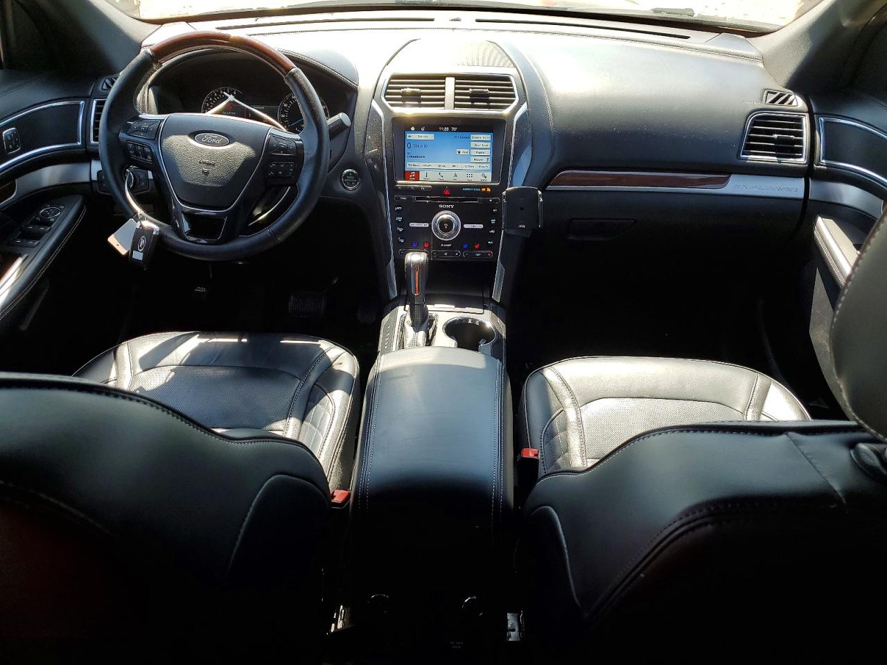 Ford Explorer Platinum