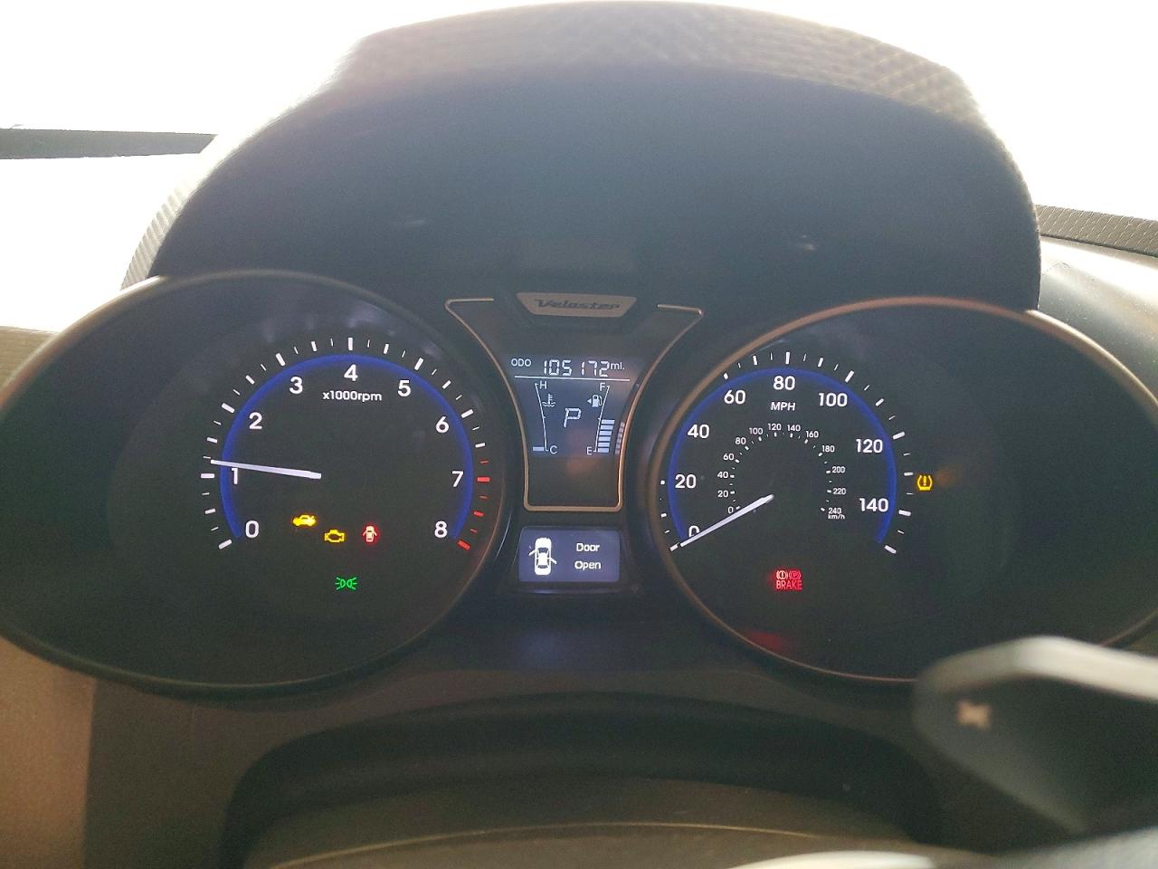 Hyundai VELOSTER Turbo
