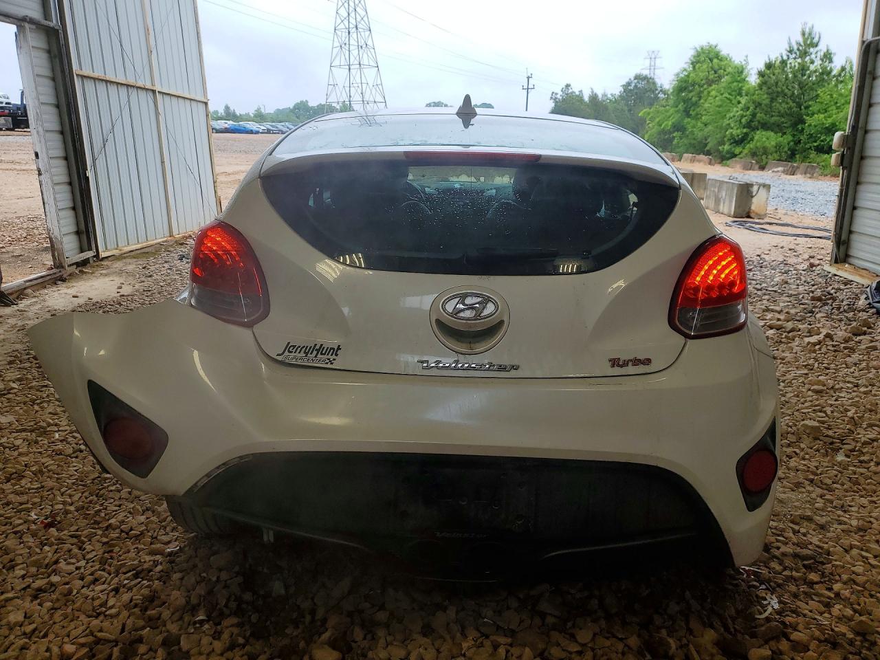 Hyundai VELOSTER Turbo