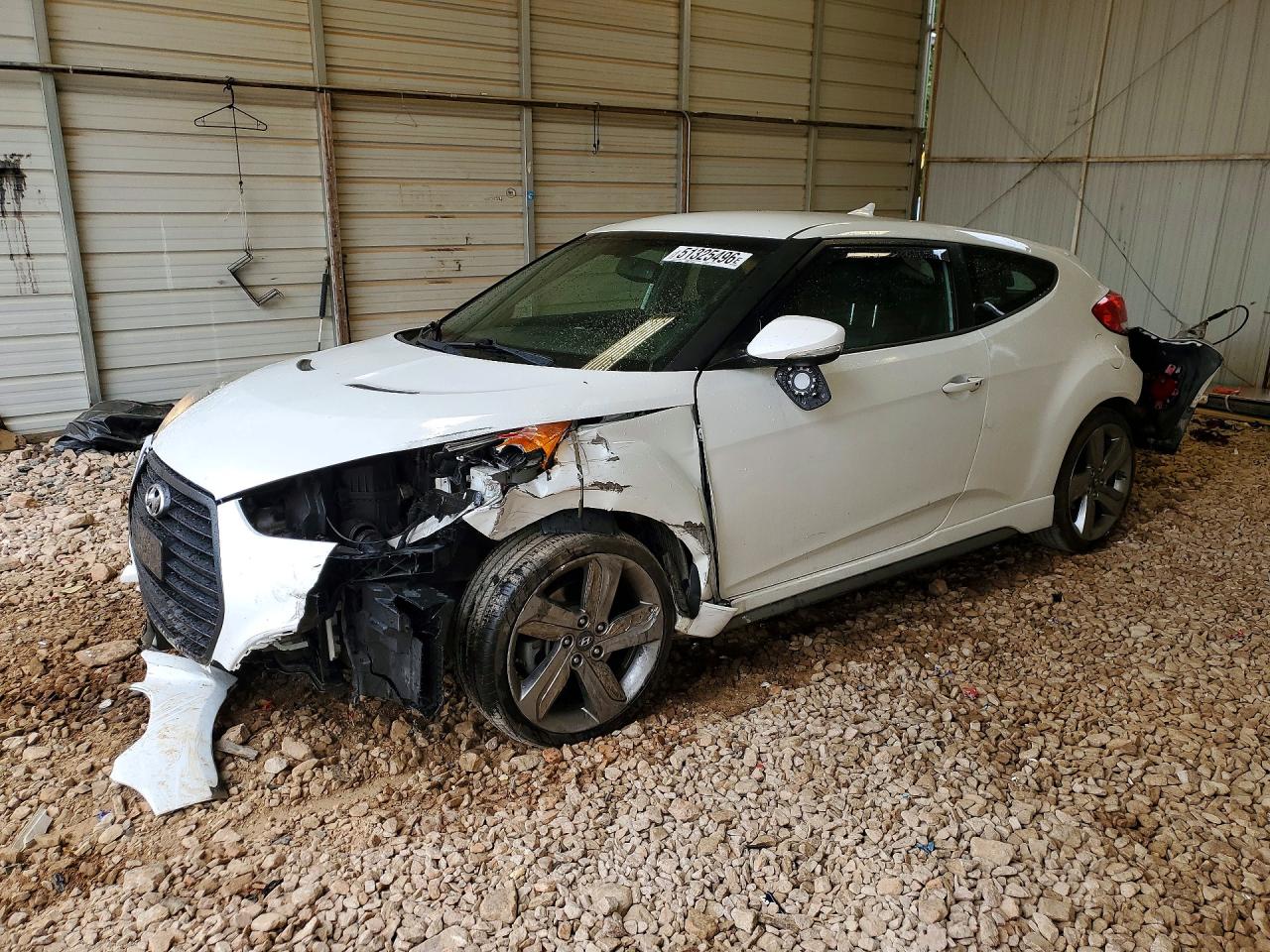 Salvage Hyundai VELOSTER Image