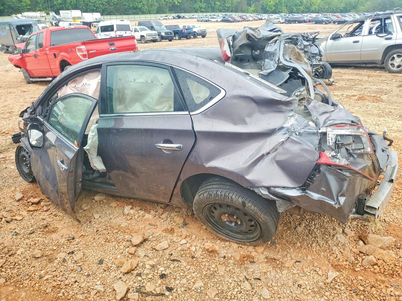 Nissan Sentra S