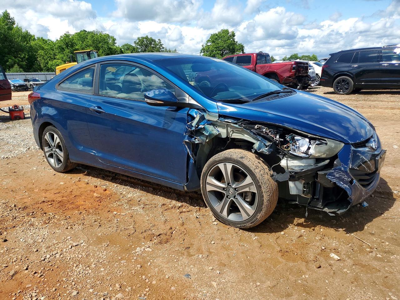 Hyundai ELANTRA Base