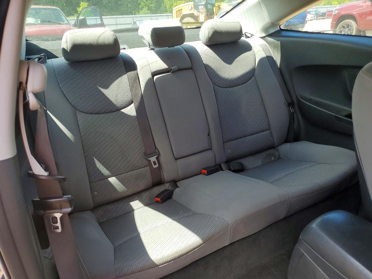 Hyundai ELANTRA Base