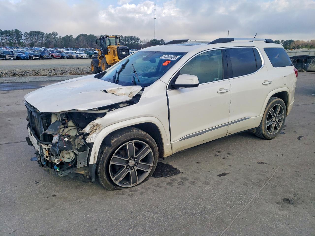 Salvage GMC Acadia Image