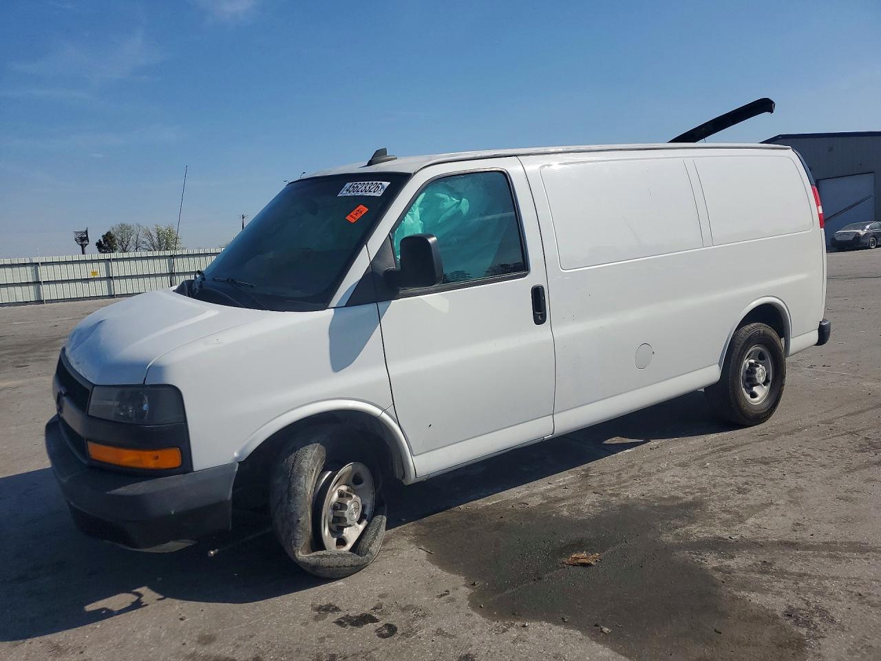 Salvage Chevrolet Express Image