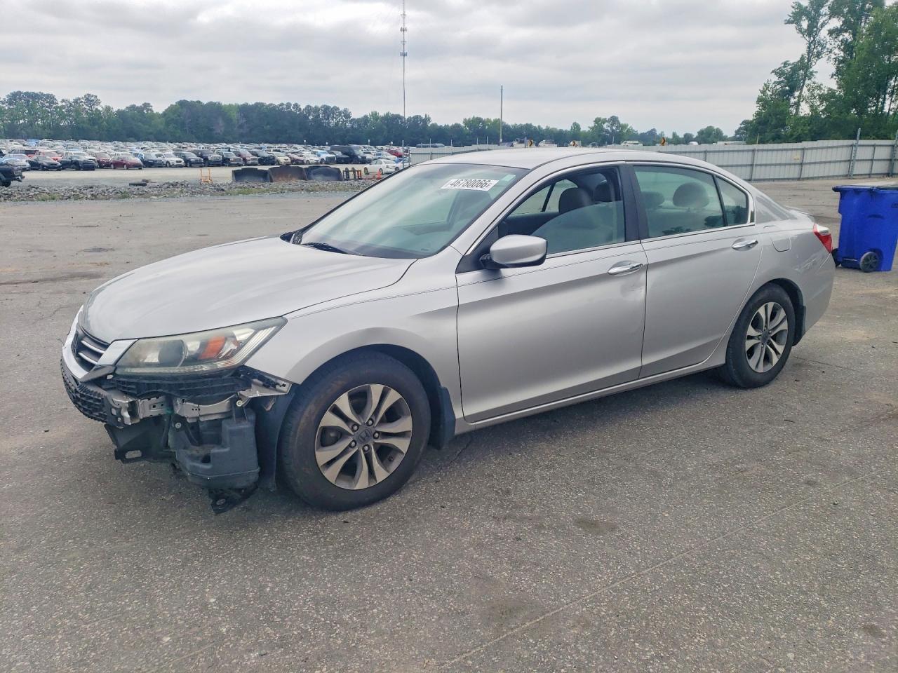 Salvage Honda Accord Image