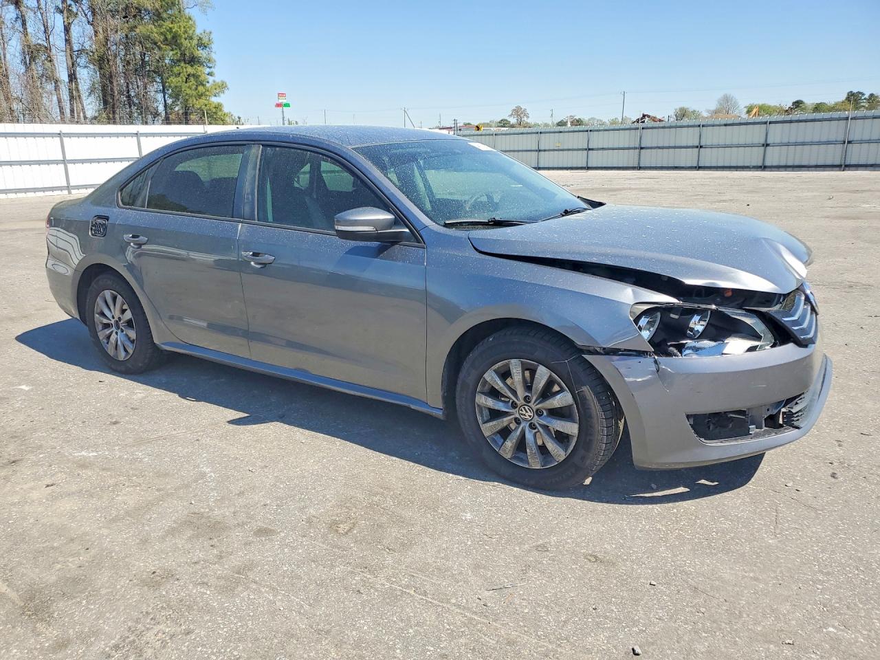 Volkswagen Passat S