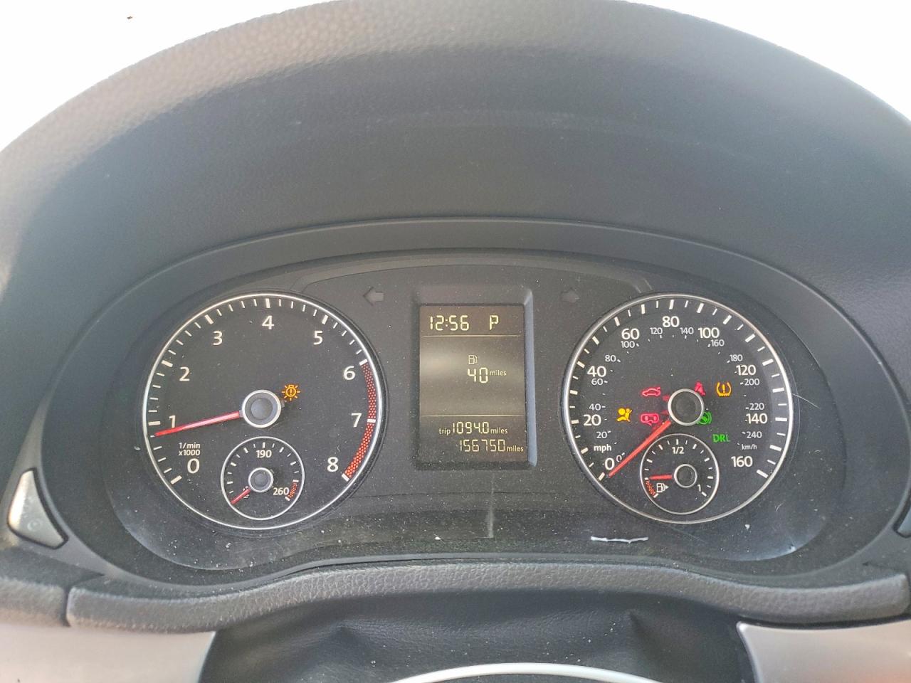 Volkswagen Passat S
