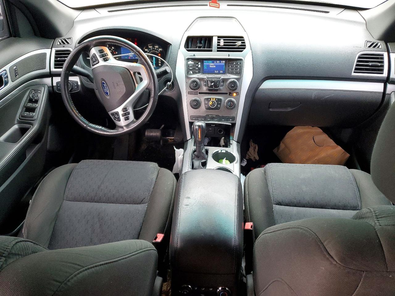 Ford Explorer Xlt