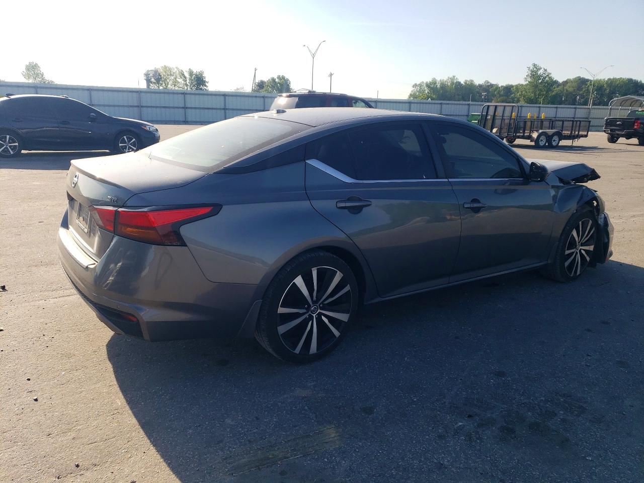 Nissan Altima Sr