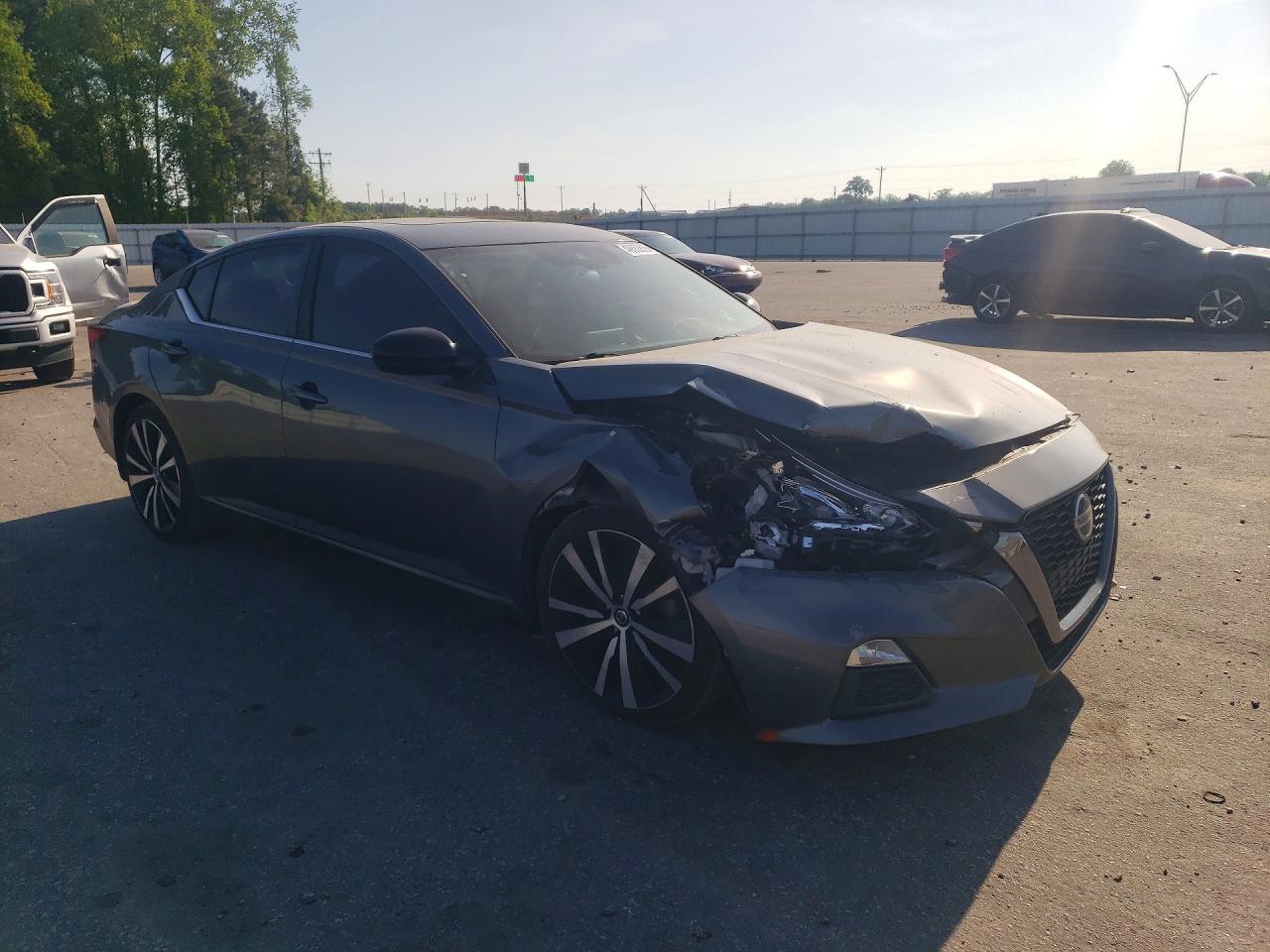 Nissan Altima Sr