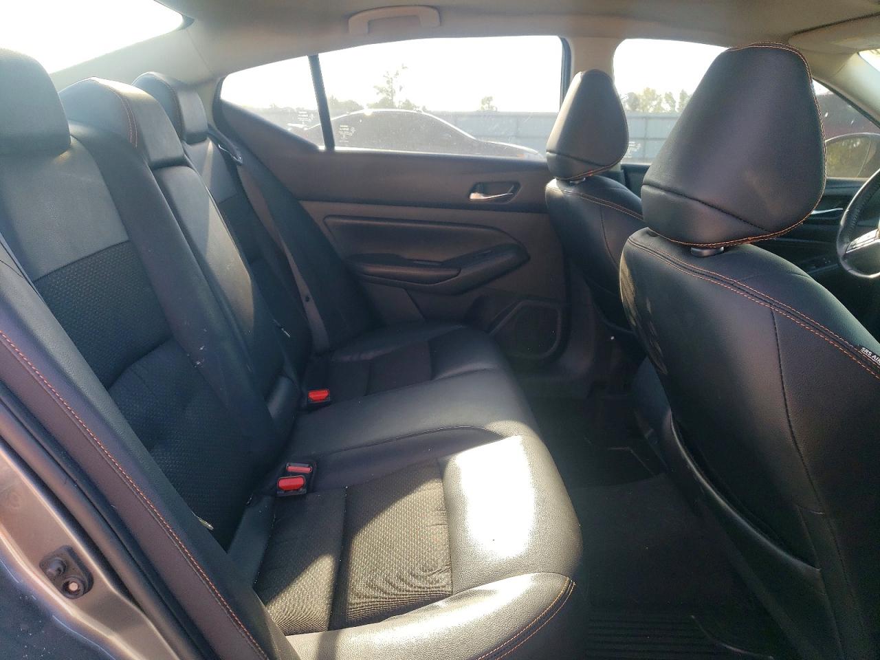 Nissan Altima Sr