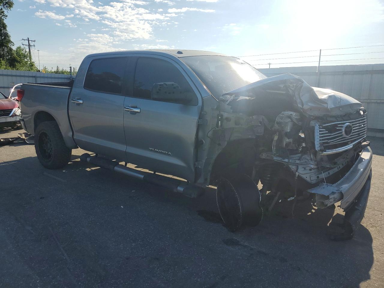 Toyota Tundra Crewmax Limited