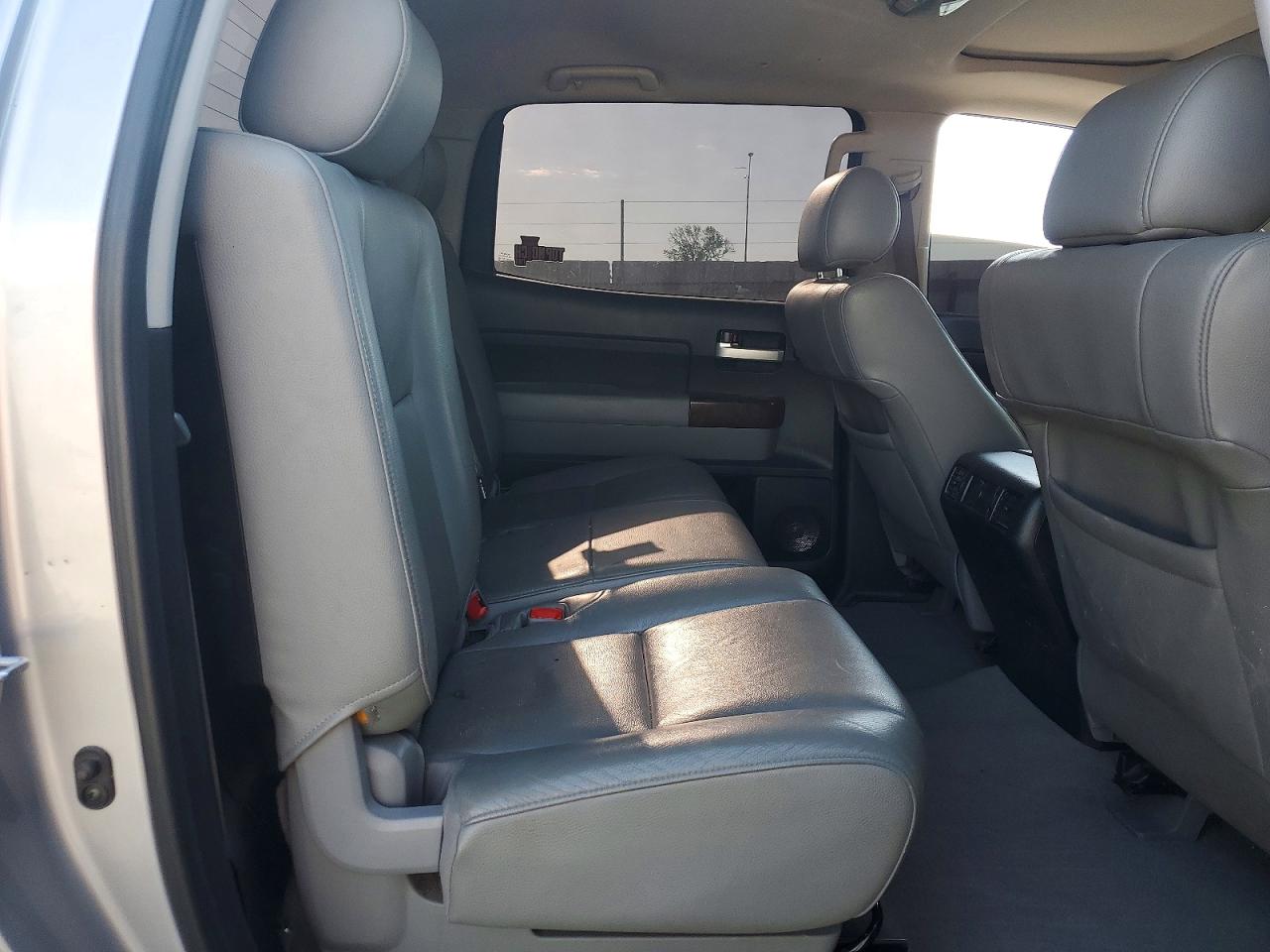 Toyota Tundra Crewmax Limited