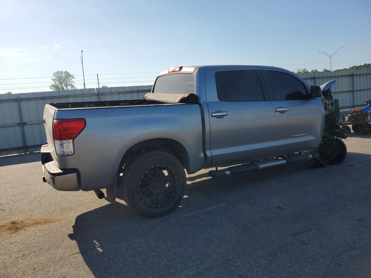 Toyota Tundra Crewmax Limited