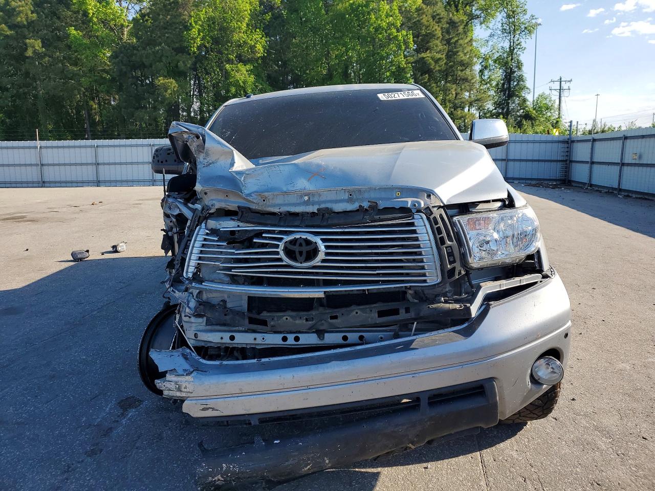Toyota Tundra Crewmax Limited