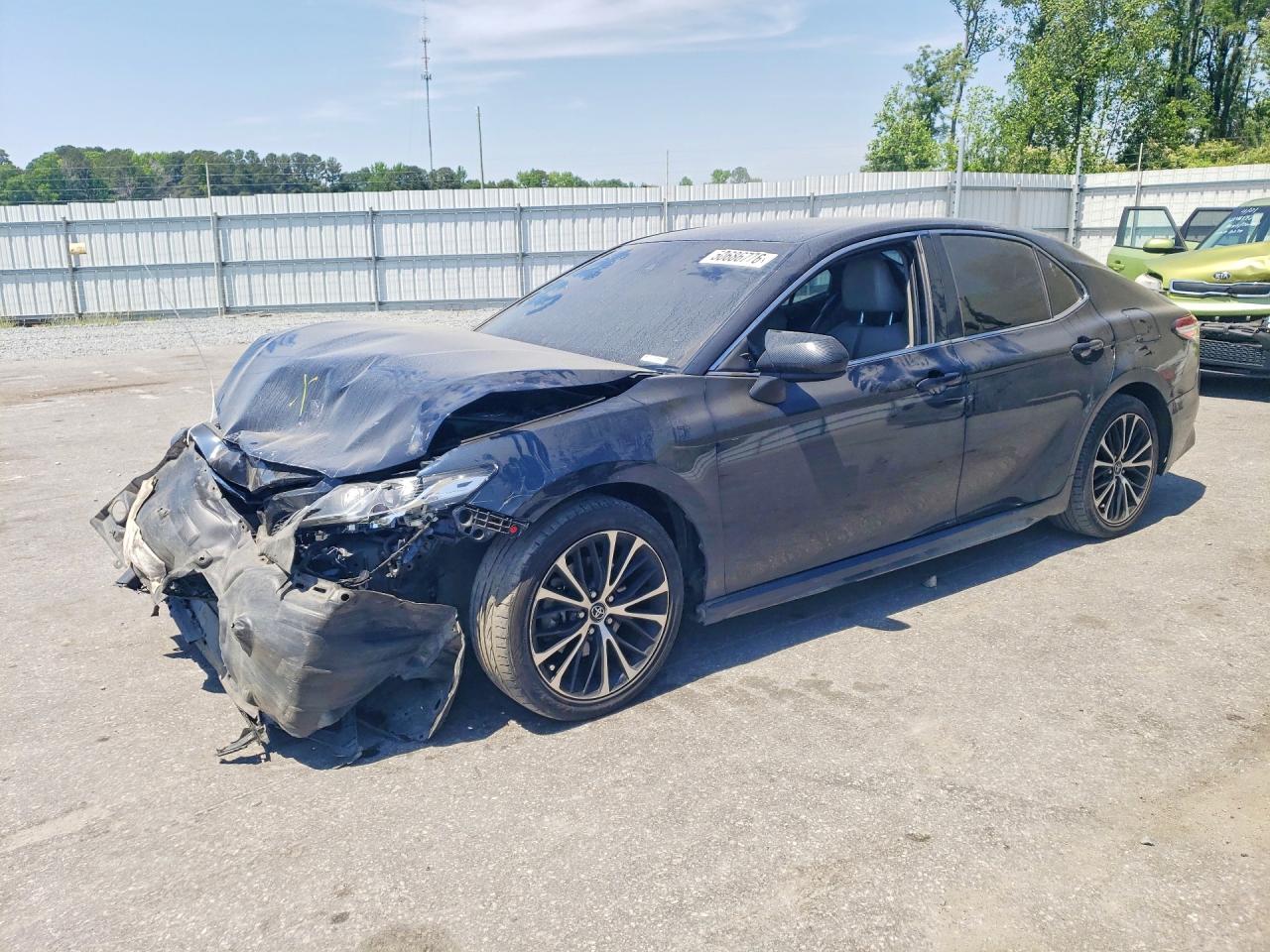 Salvage Toyota Camry Image