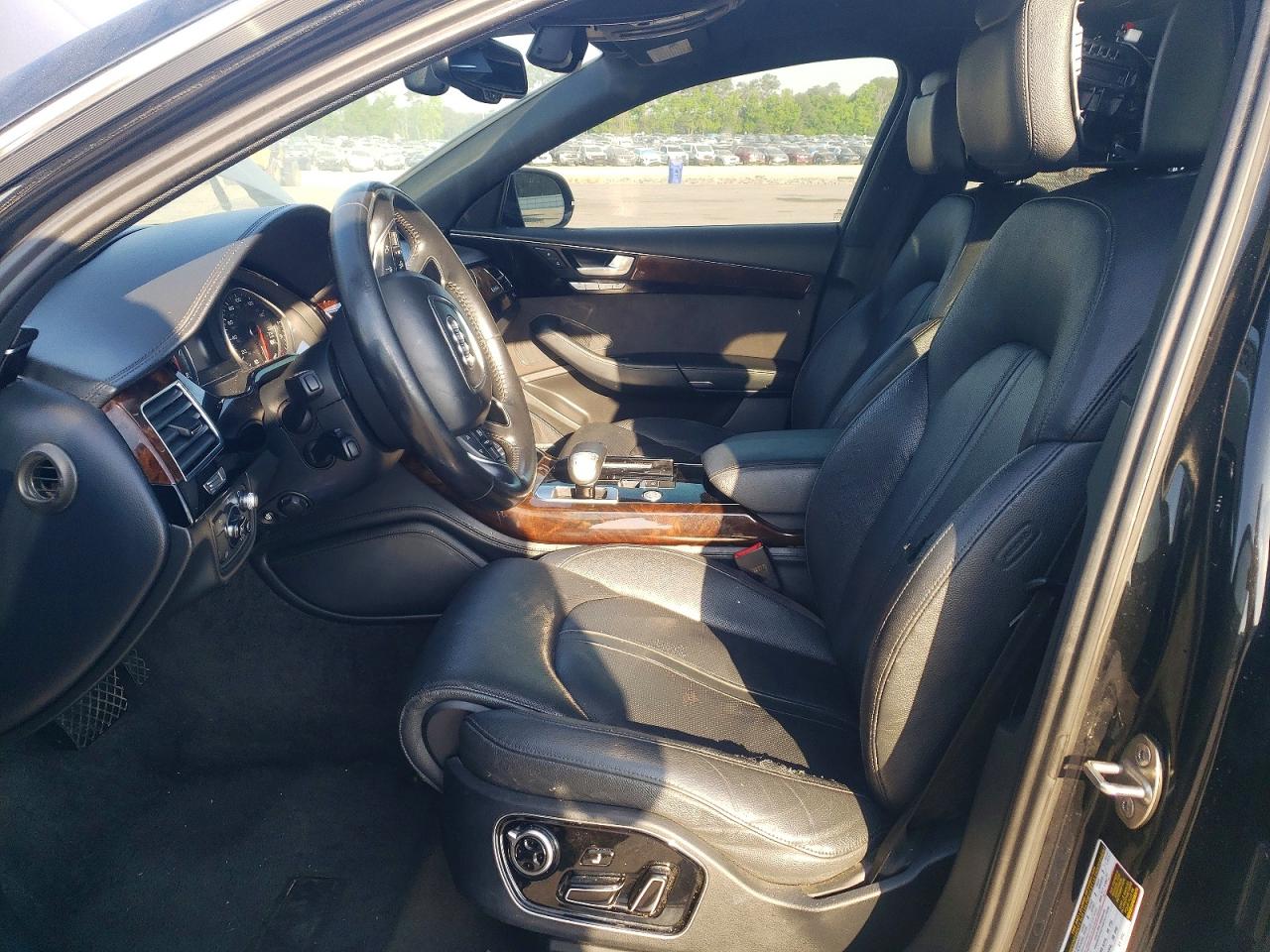 Audi A8 L Quattro