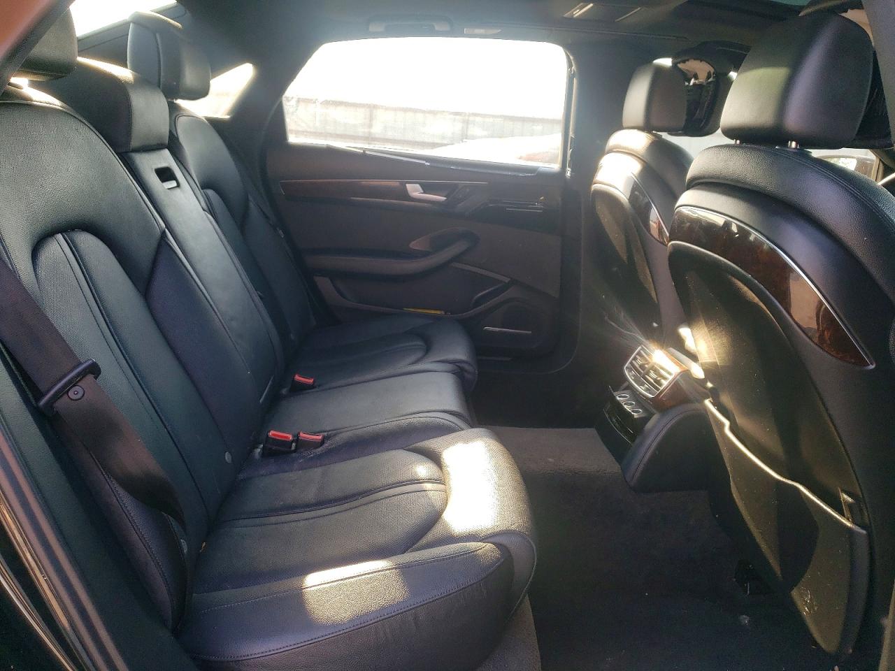 Audi A8 L Quattro