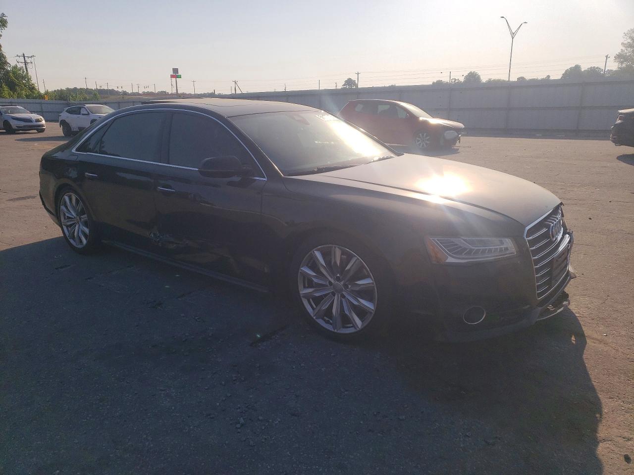 Audi A8 L Quattro