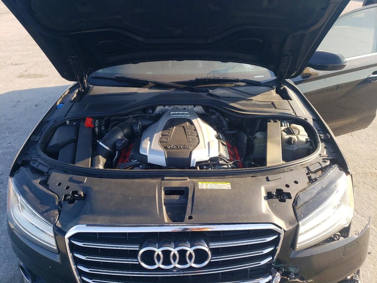 Audi A8 L Quattro