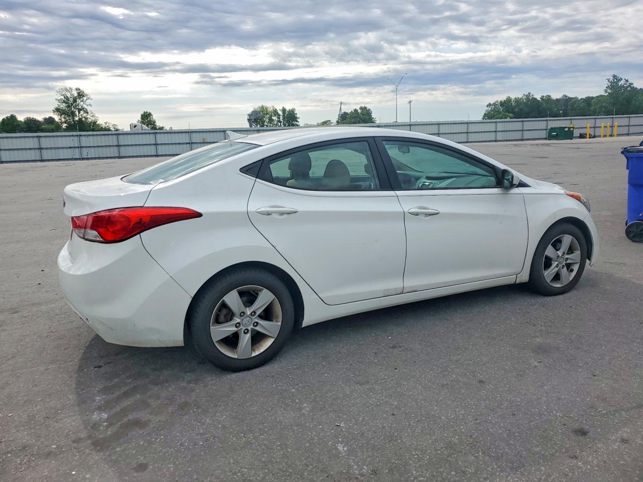Hyundai ELANTRA Gls
