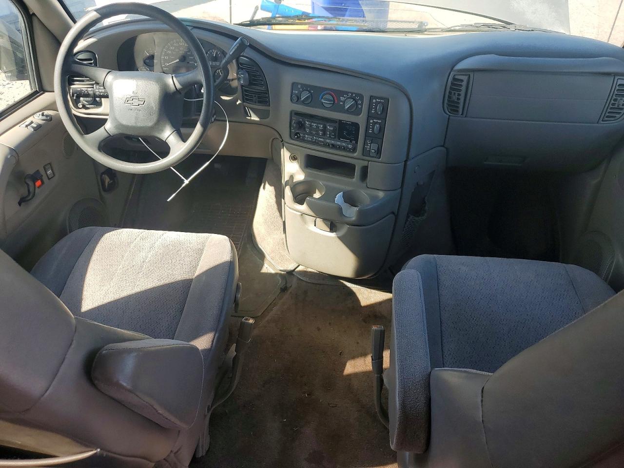 Chevrolet Astro