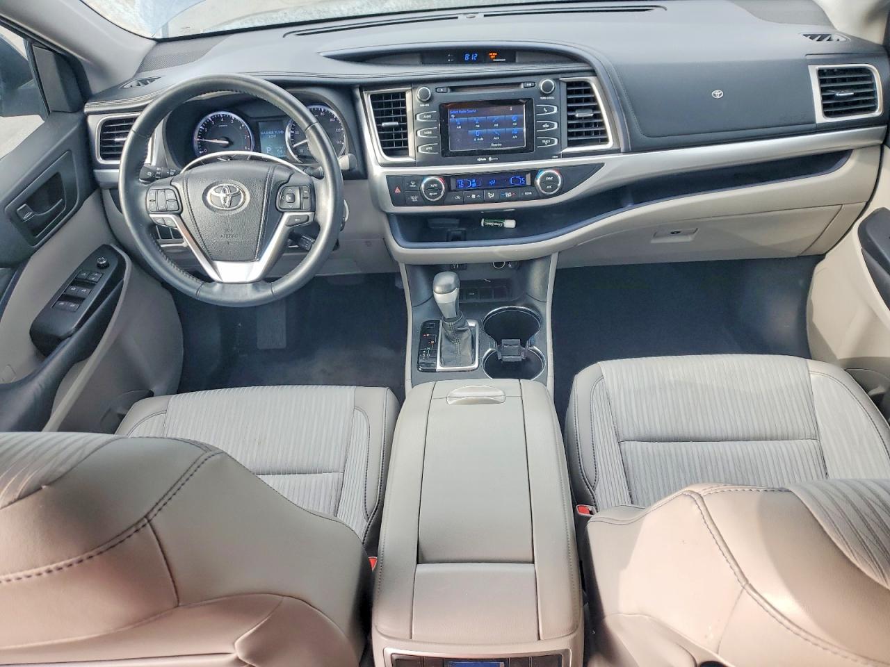 Toyota Highlander Le Plus