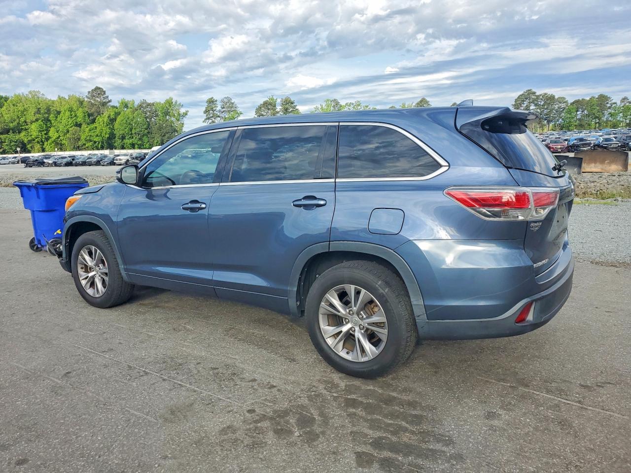 Toyota Highlander Le Plus