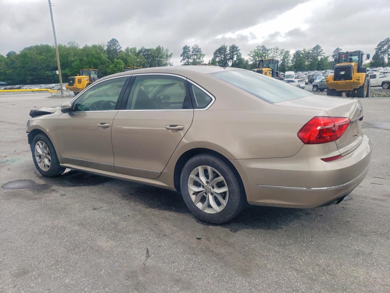 Volkswagen Passat S