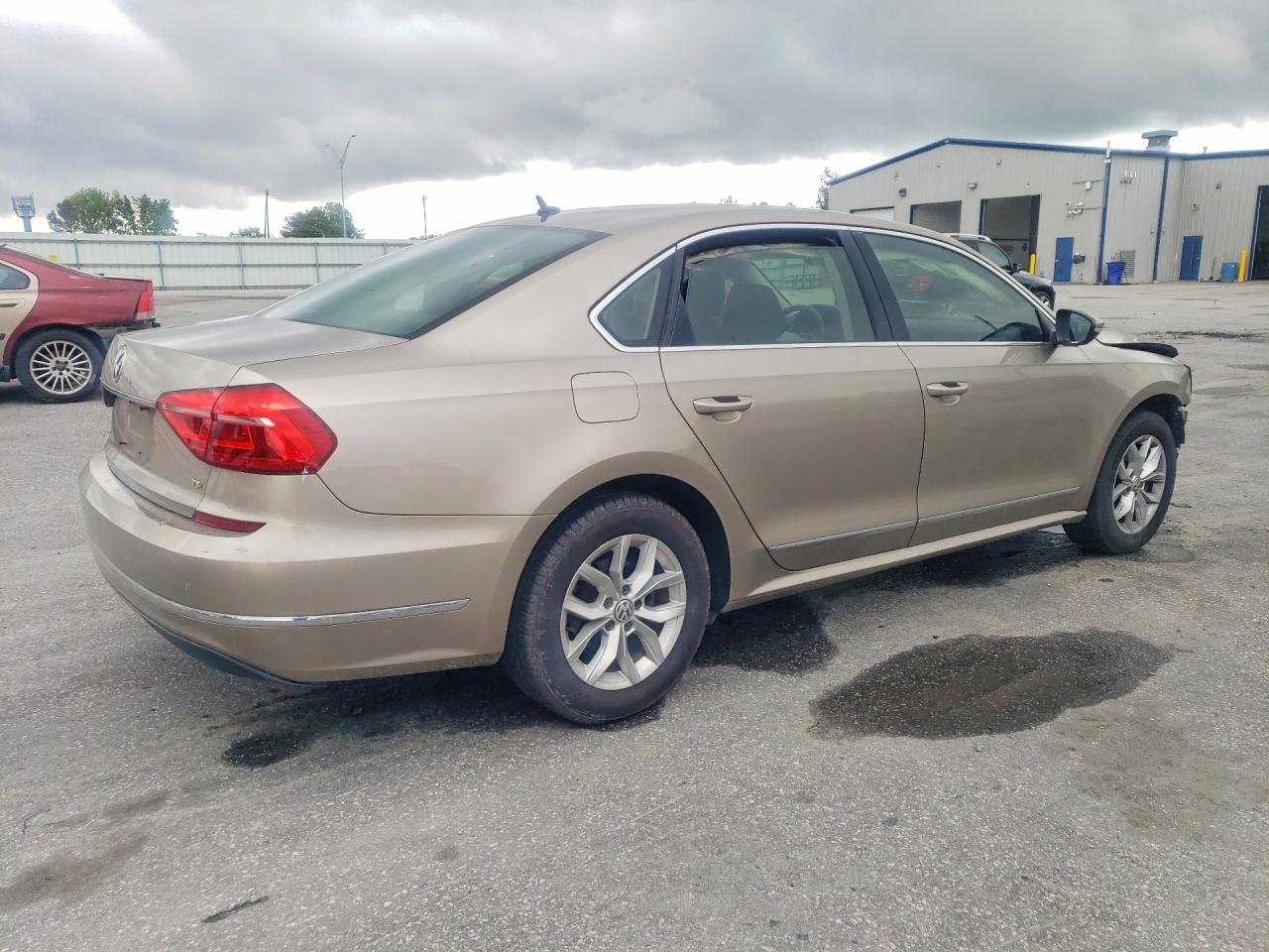 Volkswagen Passat S