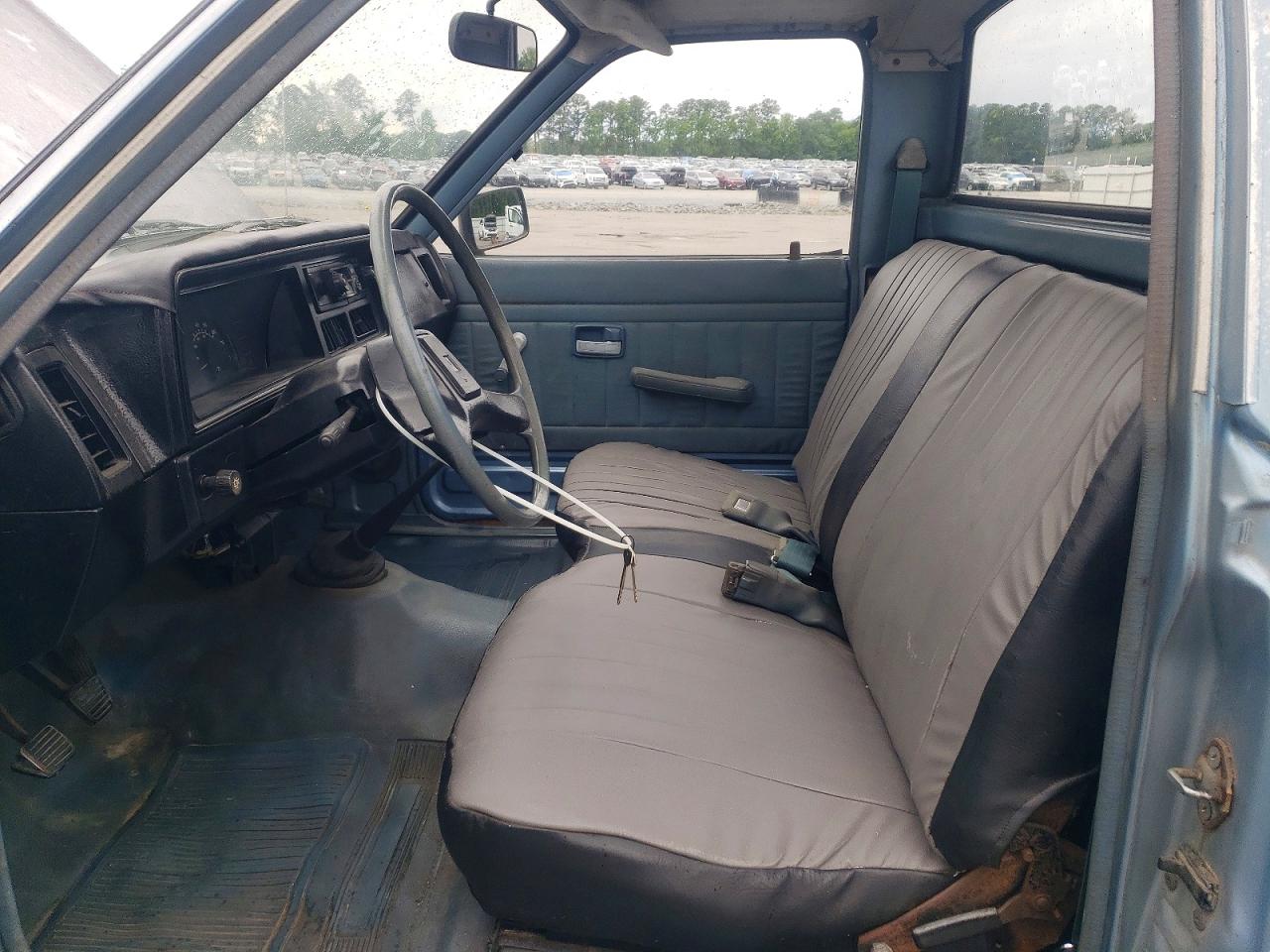 Isuzu Small Pu