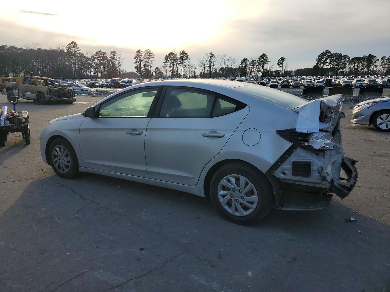 Hyundai ELANTRA Se