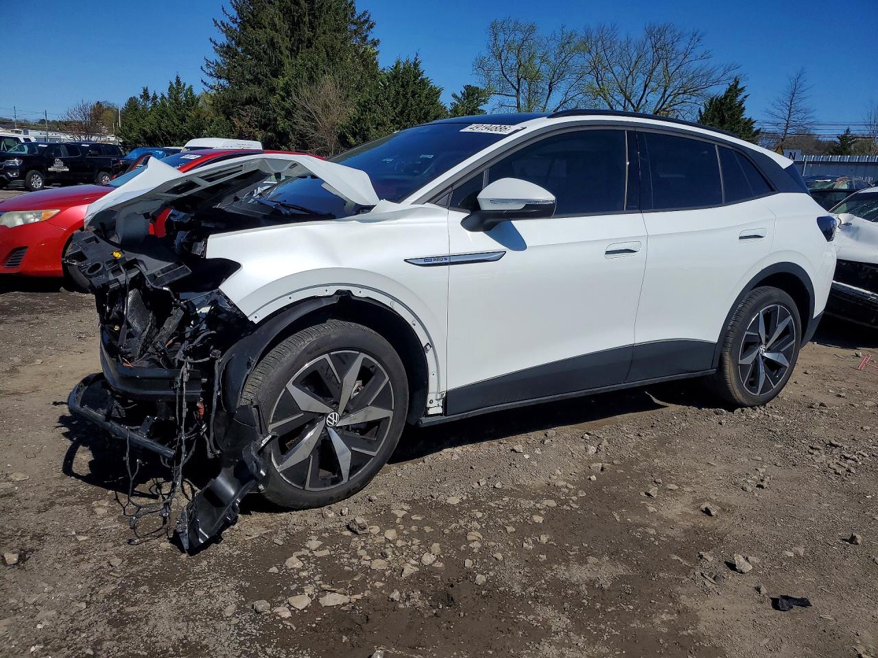 Salvage Volkswagen ID.4 Image