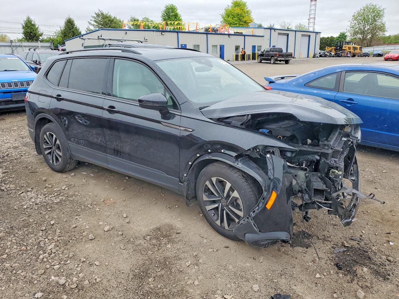 Volkswagen Tiguan S