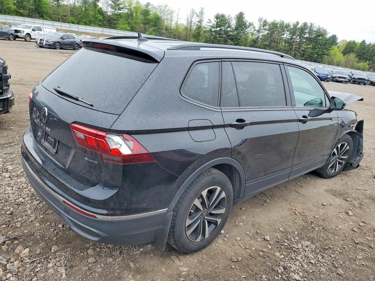 Volkswagen Tiguan S