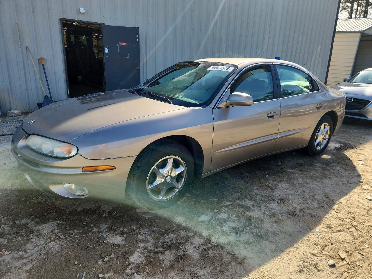 Salvage Oldsmobile Aurora Image