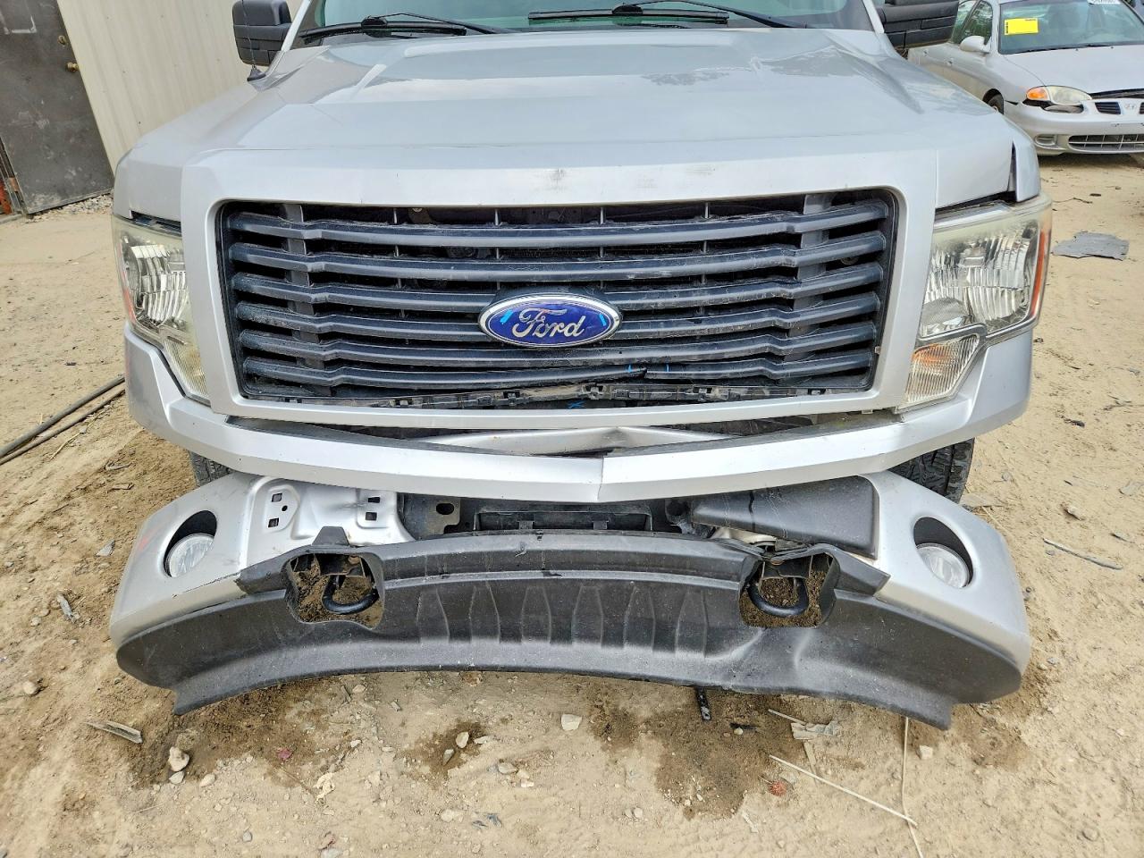 Ford F-150 Super Cab