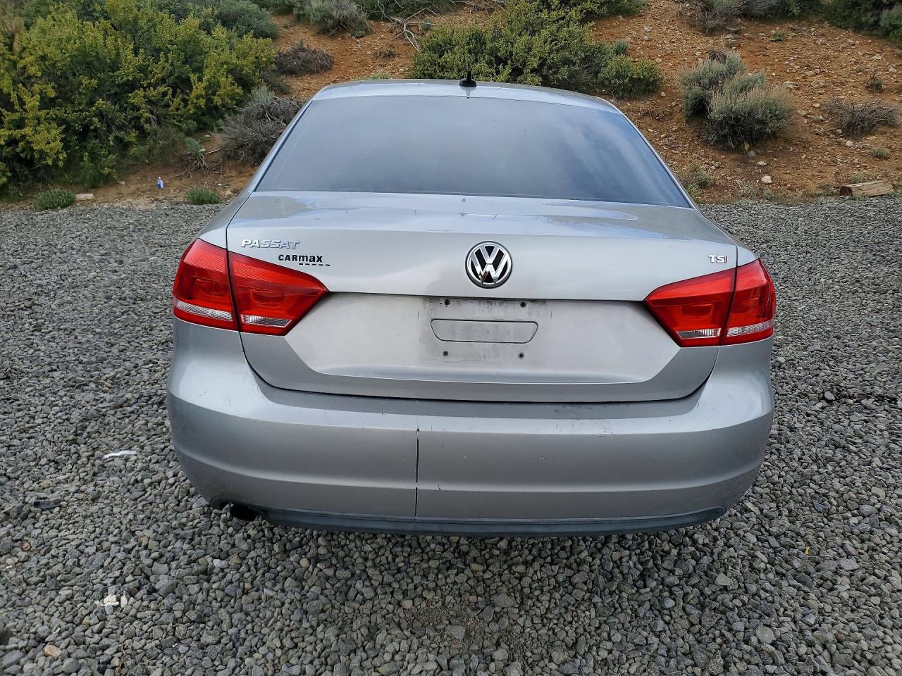 Volkswagen Passat S