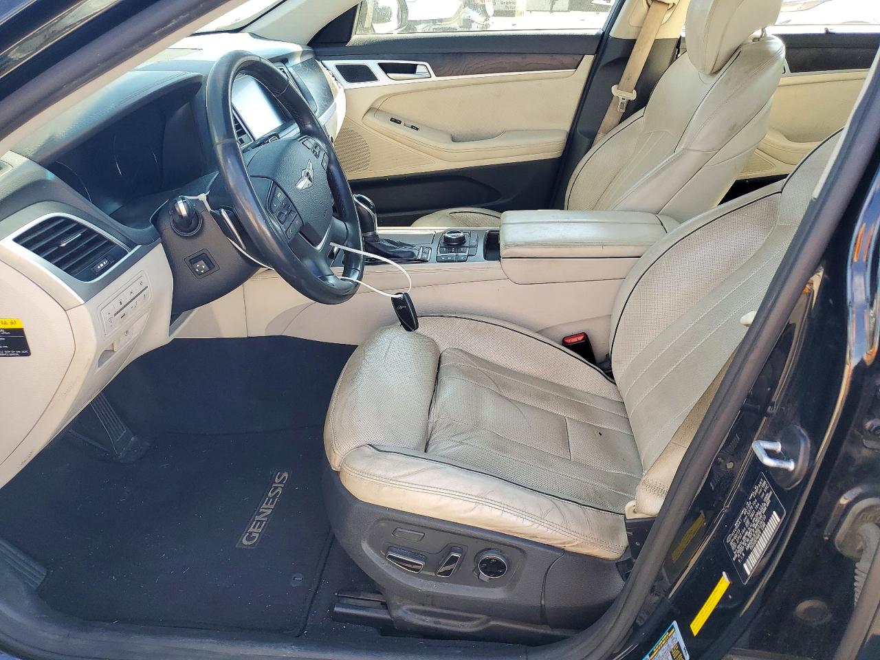 Hyundai Genesis 3.8l